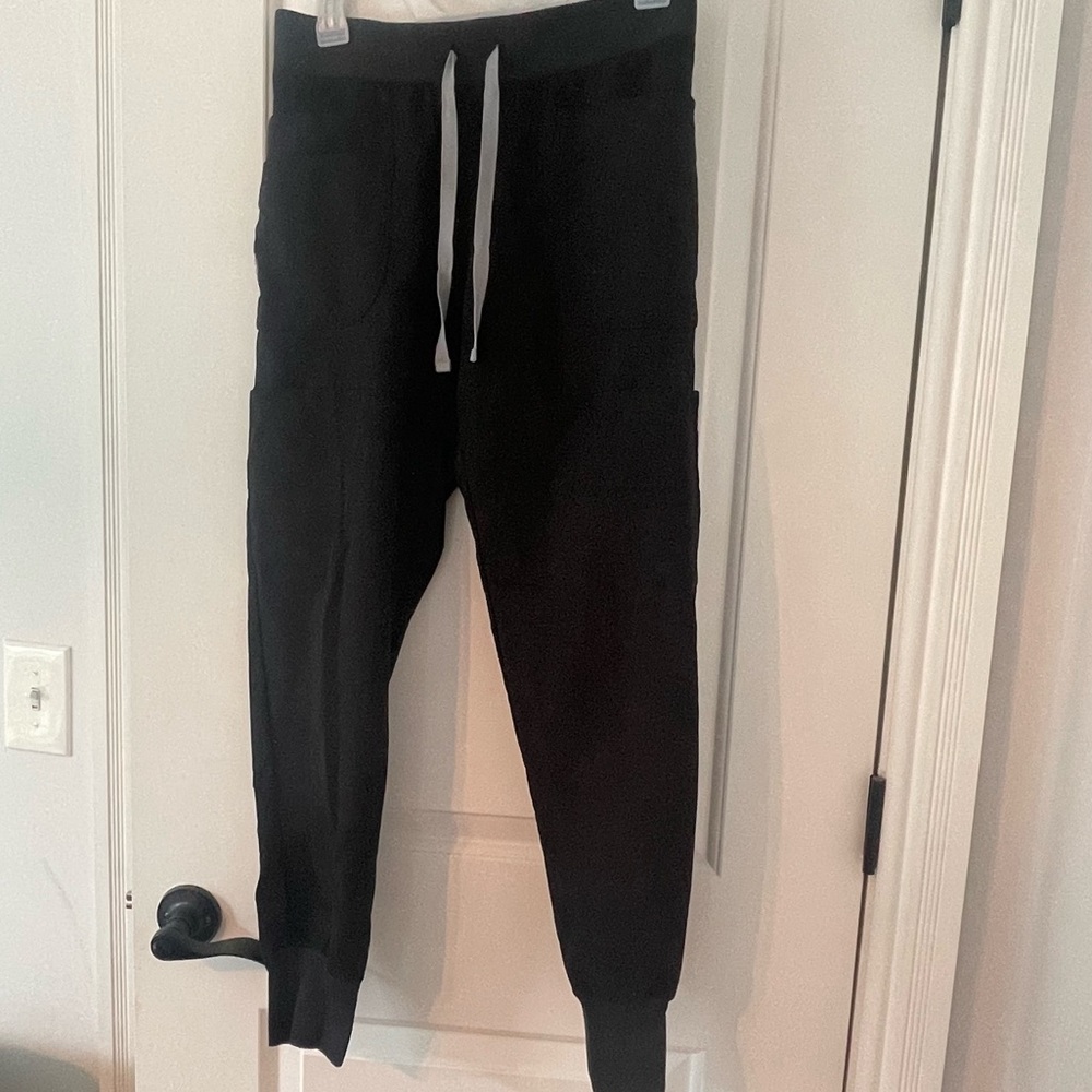 Figs Nepal Skinny Jogger Scrub Pants, Black